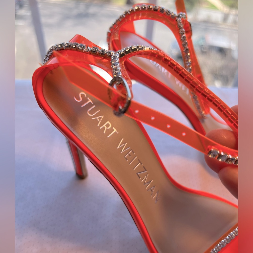High heels Stuart Weitzman, size 7, color orange